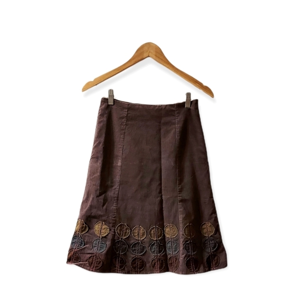 Boden Corduroy Applique A Line Skirt - Picture 2 of 10